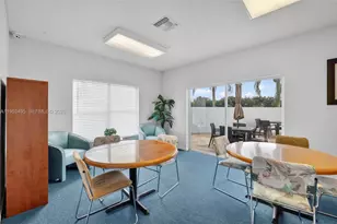 6744 N Pine Island Rd, Tamarac, FL 33321 - Photo 33