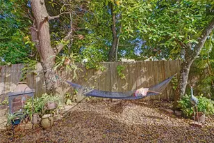 1237 Garfield St, Hollywood, FL 33019 - Photo 31