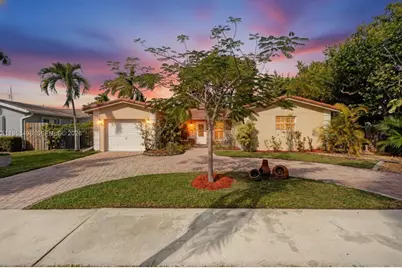 1237 Garfield St, Hollywood, FL 33019 - Photo 3