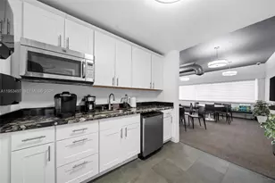 401 Golden Isles Dr, Hallandale Beach, FL 33009 - Photo 33