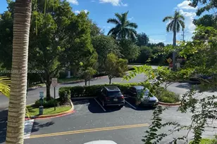 675 NW 42nd Ave, Plantation, FL 33317 - Photo 5