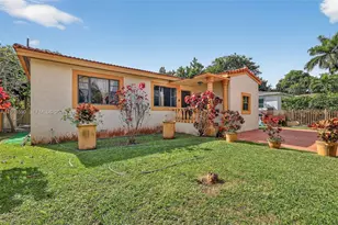 520 NE 111th St, Miami, FL 33161 - Photo 39