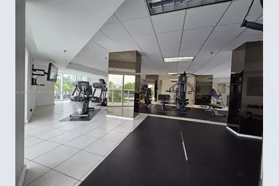 2401 Collins Ave #609, Miami Beach, FL 33140 - Photo 51