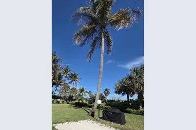 2401 Collins Ave #609, Miami Beach, FL 33140 - Photo 37