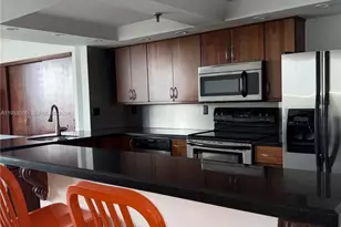 2401 Collins Ave, Miami Beach, FL 33140 - Photo 23