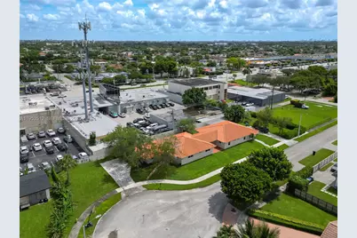 9557 SW 40th Ter #9557, Miami, FL 33165 - Photo 27