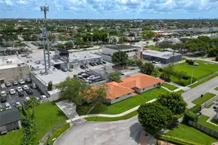 9557 SW 40th Terrace, Miami, FL 33165 - Photo 27