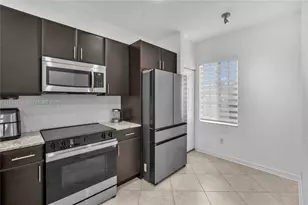 121 NW 2nd Ave, Hallandale Beach, FL 33009 - Photo 3