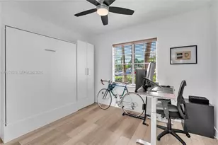 121 NW 2nd Ave, Hallandale Beach, FL 33009 - Photo 19