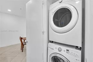 121 NW 2nd Ave, Hallandale Beach, FL 33009 - Photo 13