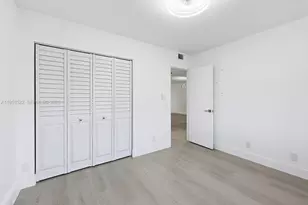 1300 SW 125th Ave, Pembroke Pines, FL 33027 - Photo 13