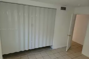 17255 SW 95th Ave, Palmetto Bay, FL 33157 - Photo 9