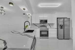 2601 N Nob Hill Rd, Sunrise, FL 33322 - Photo 3