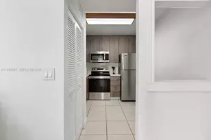 11116 Royal Palm Blvd, Coral Springs, FL 33065 - Photo 9