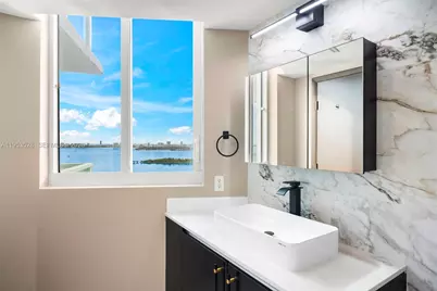 665 NE 25th St #2202, Miami, FL 33137 - Photo 11