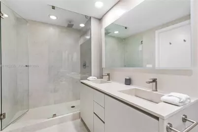 1010 Brickell Ave #1701, Miami, FL 33131 - Photo 19