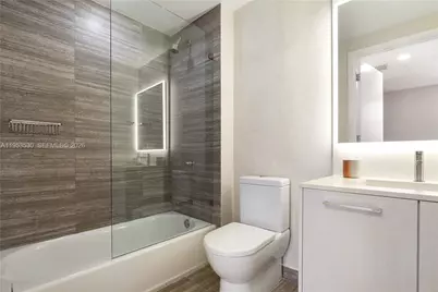 1010 Brickell Ave #1701, Miami, FL 33131 - Photo 23