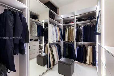 1010 Brickell Ave #1701, Miami, FL 33131 - Photo 13