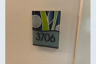 185 SW 7th St #3706, Miami, FL 33130 - Photo 9