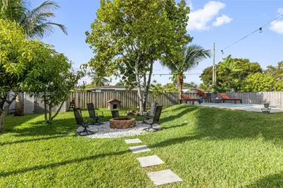 14950 S Biscayne River Dr, Miami, FL 33168 - Photo 29