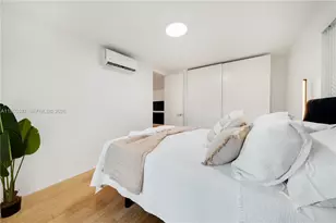 651 NE 60th St, Miami, FL 33137 - Photo 17