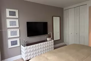 1408 Brickell Bay Dr, Miami, FL 33131 - Photo 11