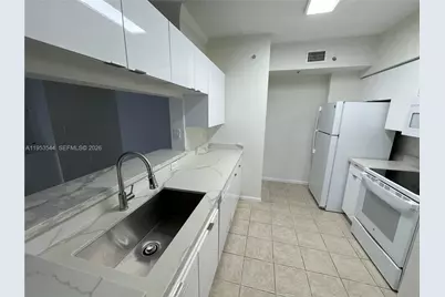 17125 N Bay Rd #3404, Sunny Isles Beach, FL 33160 - Photo 3