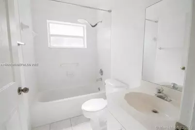 8224 SW 157th Ct, Miami, FL 33193 - Photo 17