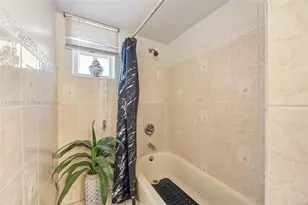 6370 SW 33rd St, Miramar, FL 33023 - Photo 21