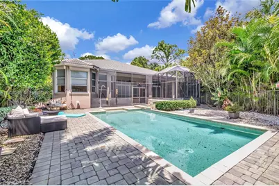 8244 Lakeview Dr, West Palm Beach, FL 33412 - Photo 43