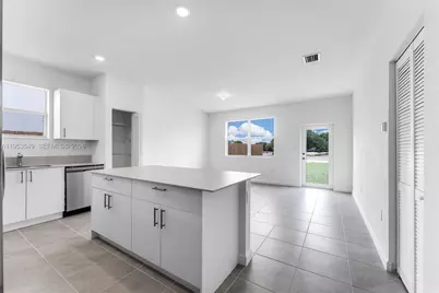 2960 SE 23rd Ave #2960, Homestead, FL 33035 - Photo 11