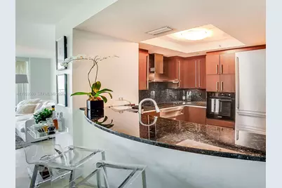 3400 SW 27th Ave #1005, Miami, FL 33133 - Photo 5
