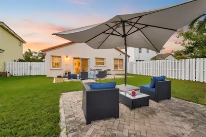 1975 NW 191st Ave, Pembroke Pines, FL 33029 - Photo 79