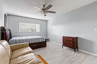 1040 Country Club Dr, Margate, FL 33063 - Photo 13