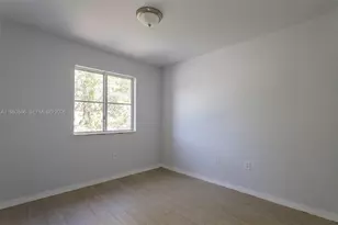 1518 SE 31st Ct, Homestead, FL 33035 - Photo 21