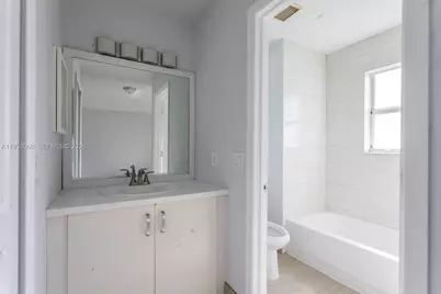 1518 SE 31 Ct, Homestead, FL 33035 - Photo 17