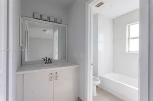 1518 SE 31st Ct, Homestead, FL 33035 - Photo 17