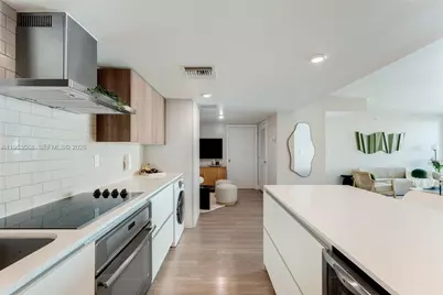 1025 92nd St #503, Bay Harbor Islands, FL 33154 - Photo 7
