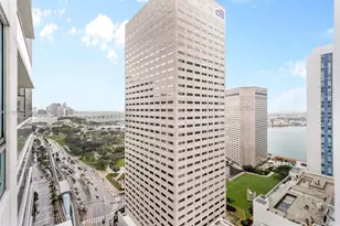 300 S Biscayne Blvd, Miami, FL 33131 - Photo 17