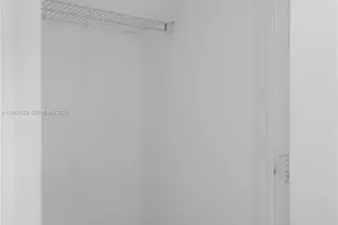 55 SE 6th St, Miami, FL 33131 - Photo 15