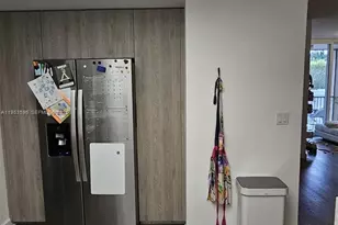 9755 NW 52nd St, Doral, FL 33178 - Photo 7