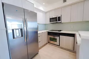 325 S Biscayne Blvd, Miami, FL 33131 - Photo 9