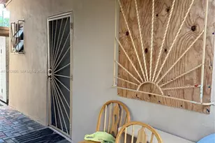 322 SW 31st Ct, Miami, FL 33135 - Photo 19