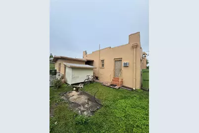 322 SW 31st Ct, Miami, FL 33135 - Photo 21
