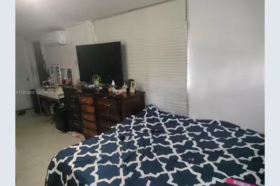 3206 SW 47th Ave, West Park, FL 33023 - Photo 9