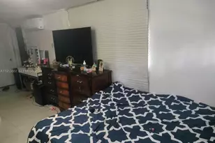 3206 SW 47th Ave, West Park, FL 33023 - Photo 9