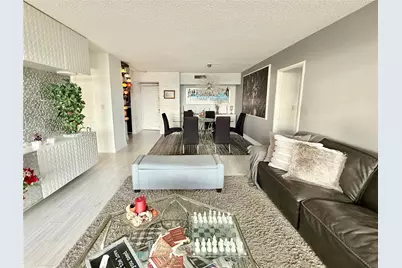 3701 N Country Club Dr #2205, Aventura, FL 33180 - Photo 9