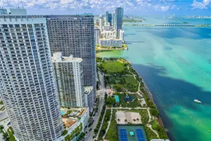 1750 N Bayshore Dr, Miami, FL 33132 - Photo 33