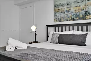 1750 N Bayshore Dr, Miami, FL 33132 - Photo 29