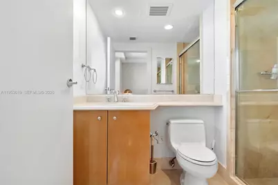 17875 Collins Ave #1906, Sunny Isles Beach, FL 33160 - Photo 39
